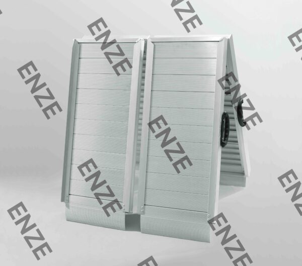 WR-03 SERIES SINGLE-FOLD ALUMINUM WHEELCHAIR RAMPS